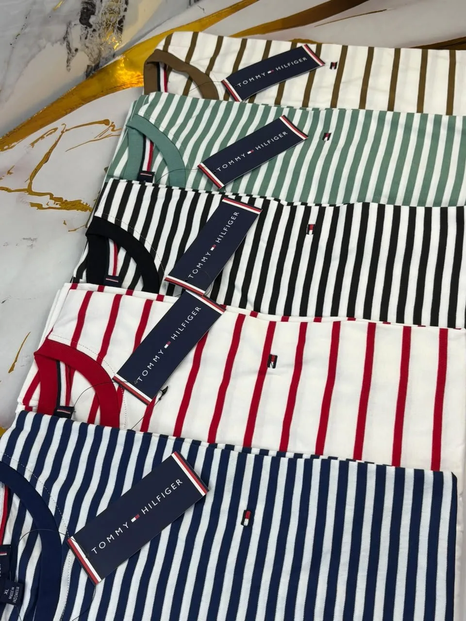 Docena de camisetas sellada · foto 3 de 3